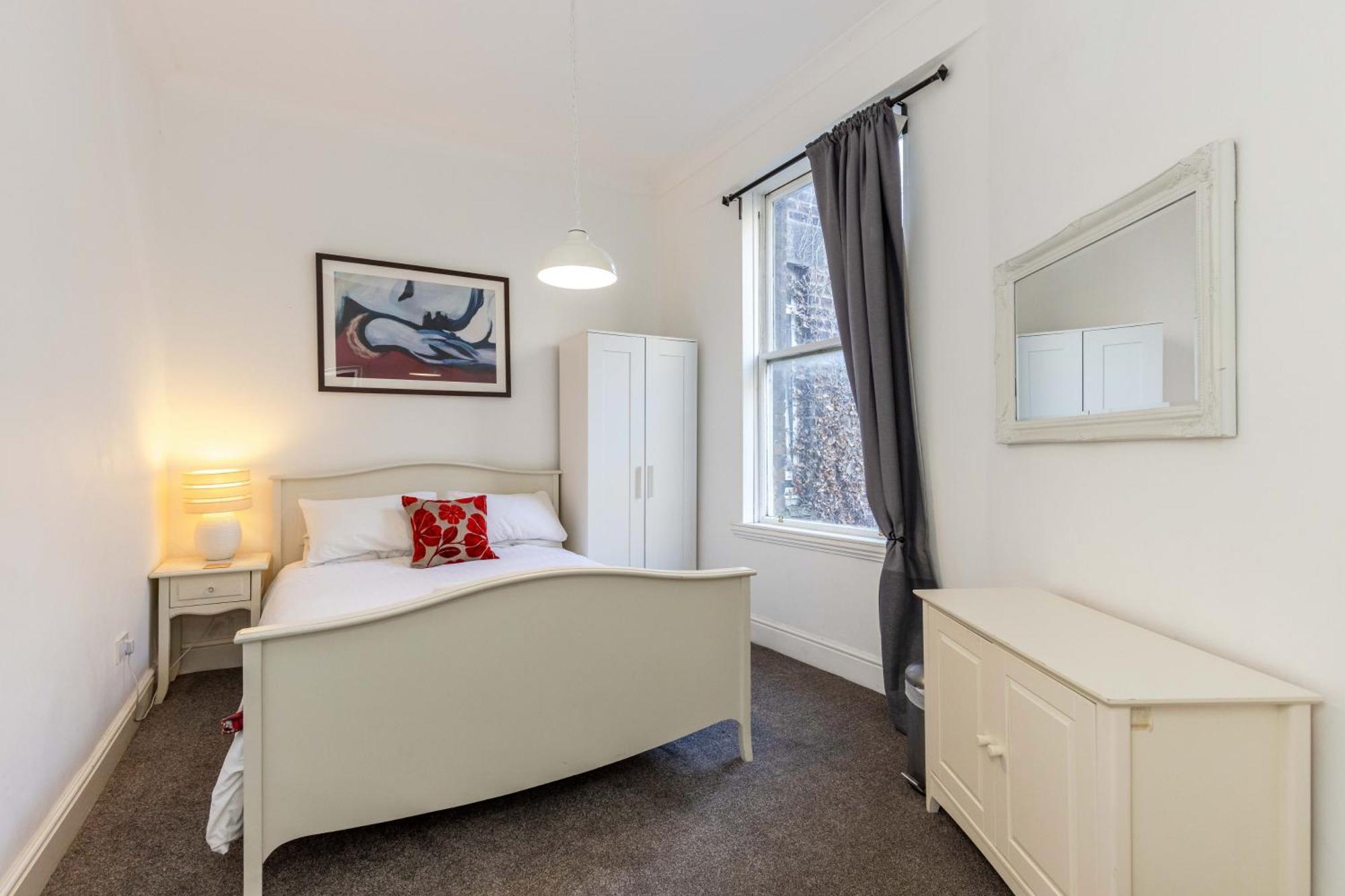 Traditional 3 Bedroom Quiet Duplex Flat By High St, Trams And Buses - Just 1-5 Miles To Centre Édimbourg Extérieur photo